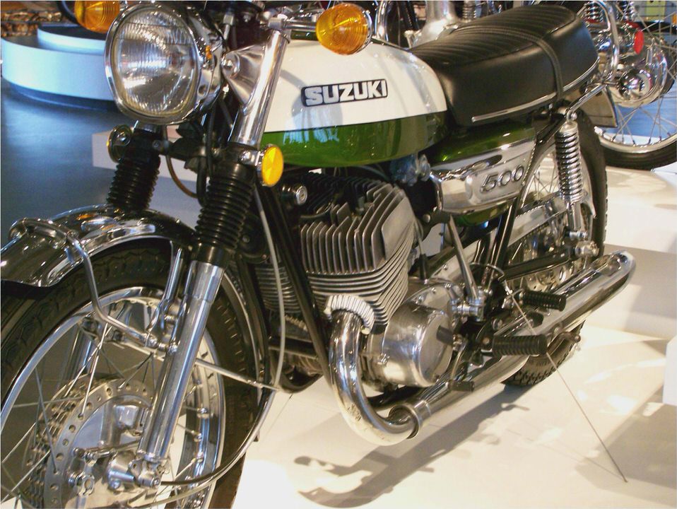 Suzuki GT 500 Suzuki GT 500