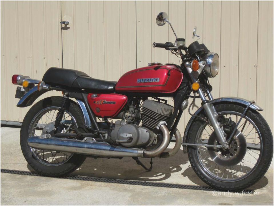 Suzuki GT 500 Suzuki GT 500