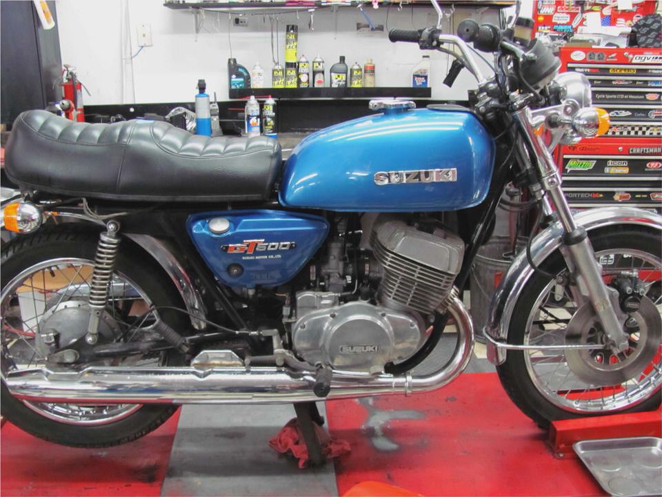 Suzuki GT 500 Suzuki GT 500