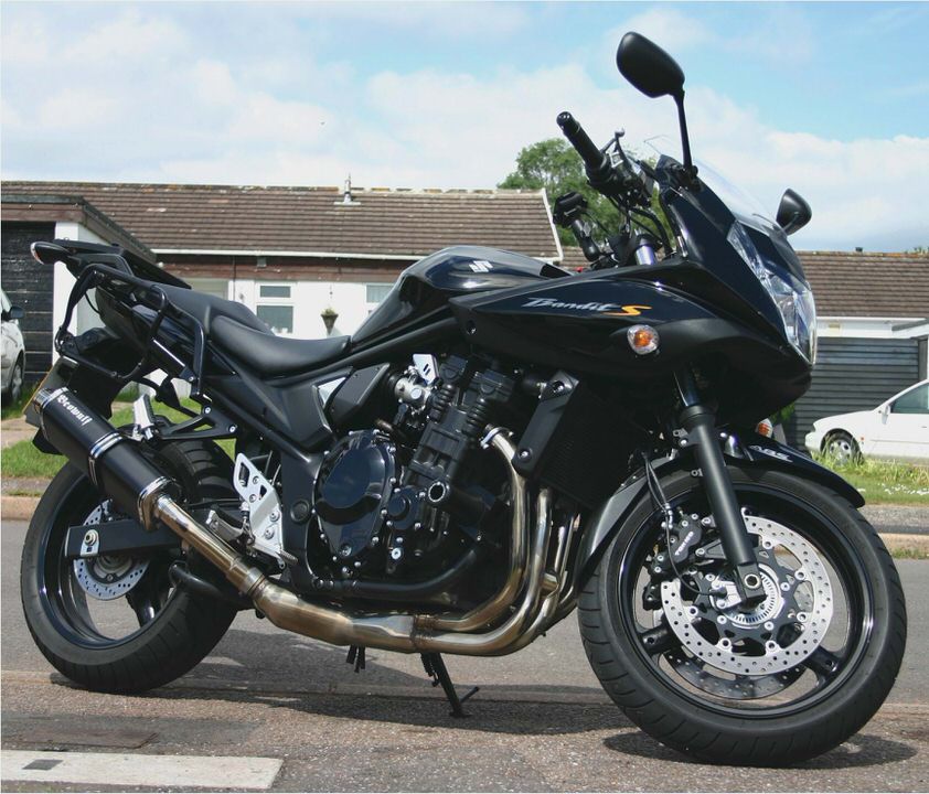 Suzuki GSF 650 S A Suzuki GSF 650 S A