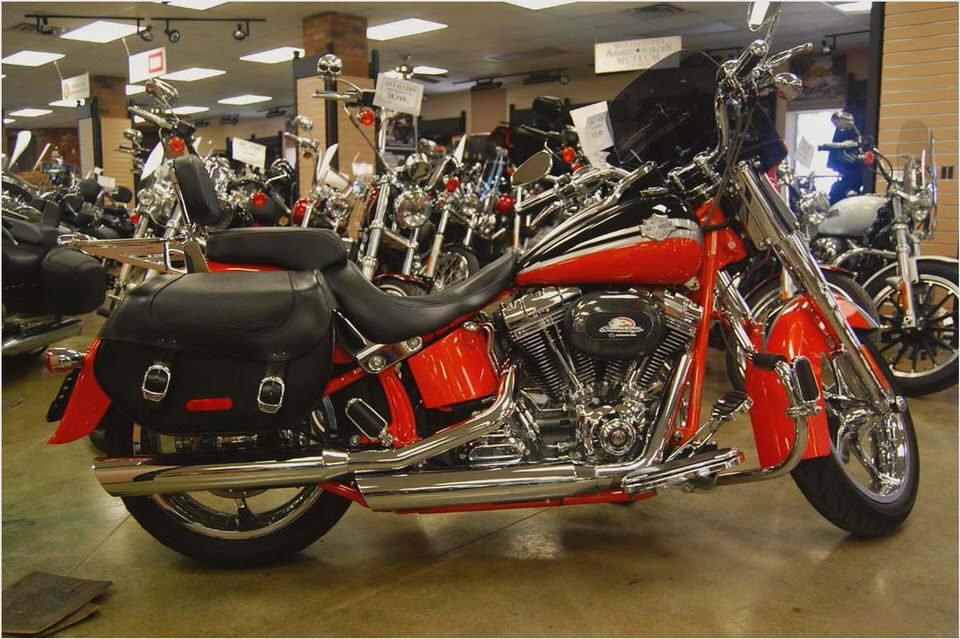 Harley-Davidson FLSTSE CVO Softail Convertible Harley-Davidson FLSTSE CVO Softail Convertible
