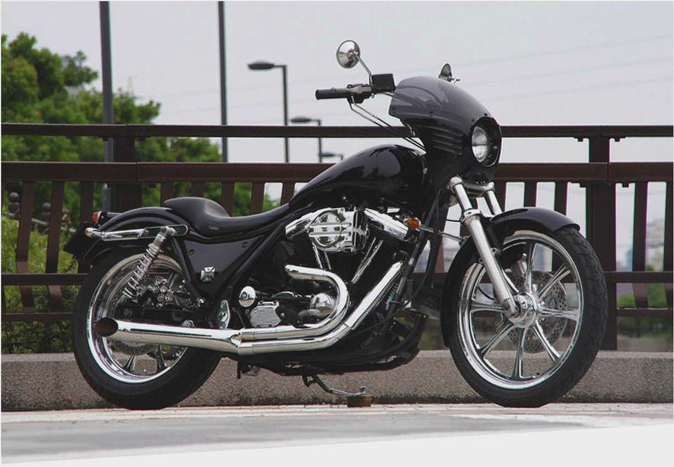 Harley-Davidson FXLR Low Rider Custom Harley-Davidson FXLR Low Rider Custom