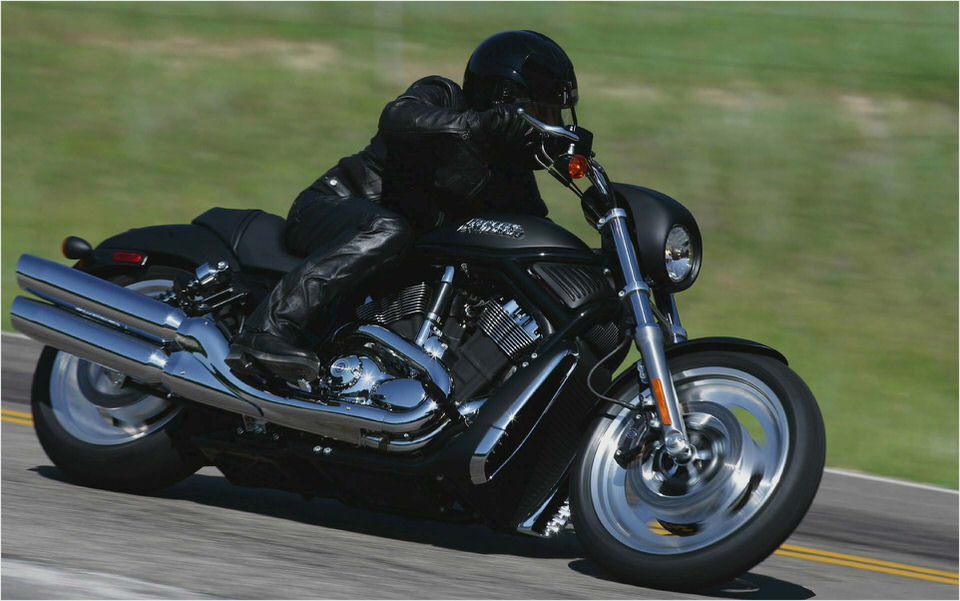 Harley-Davidson VRSCAW V-Rod