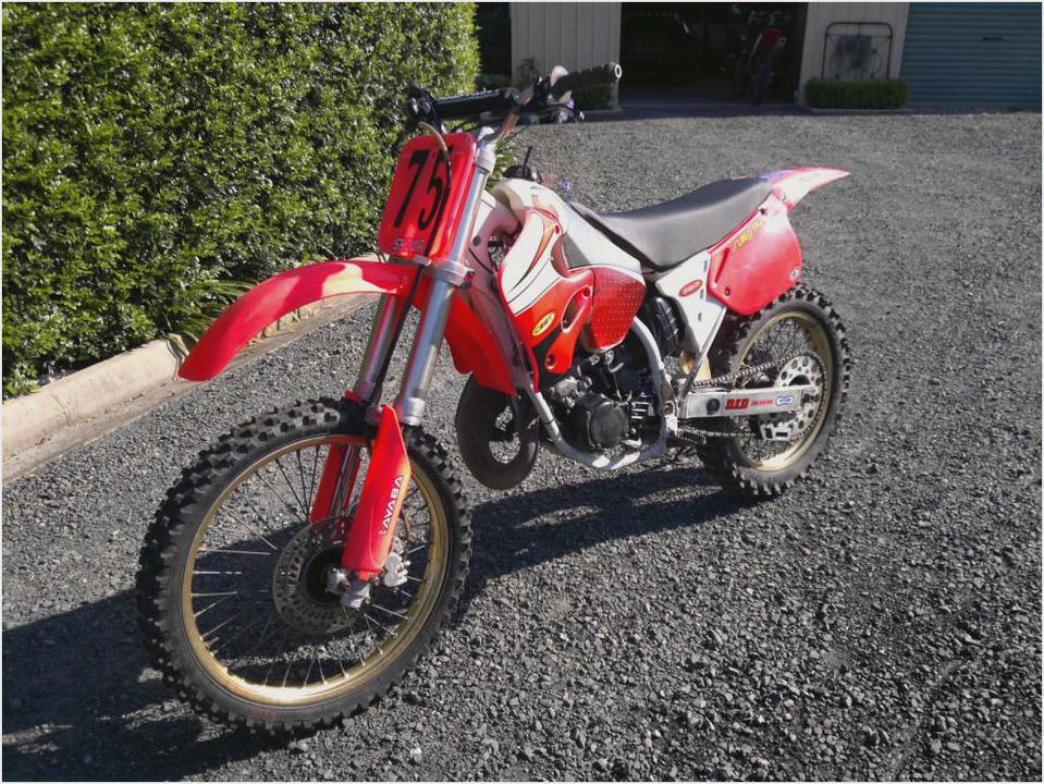 Honda CR 125 R Honda CR 125 R
