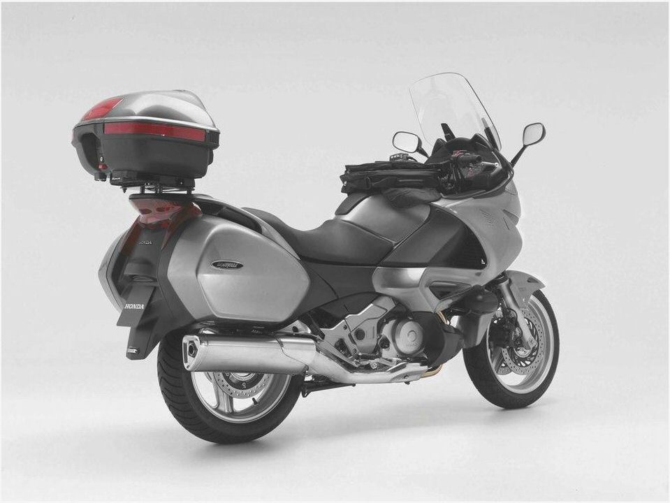 Honda Deauville 700