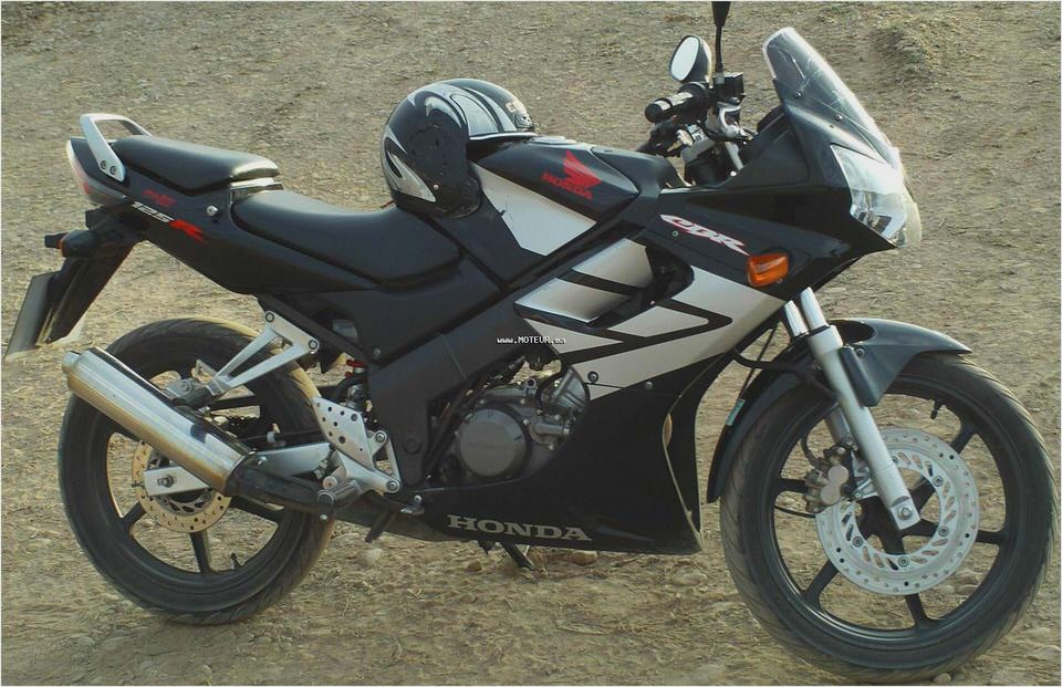 Honda FES 125 Honda FES 125