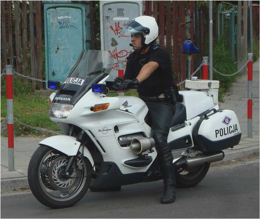 Honda st1300 Pan European Police