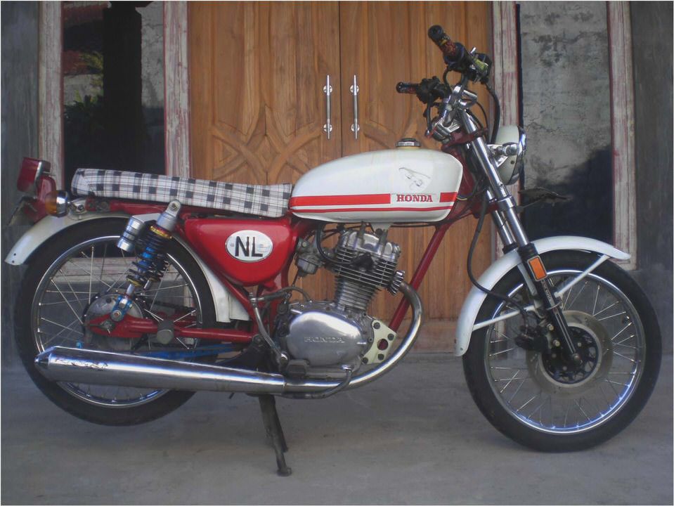 Honda CB 100