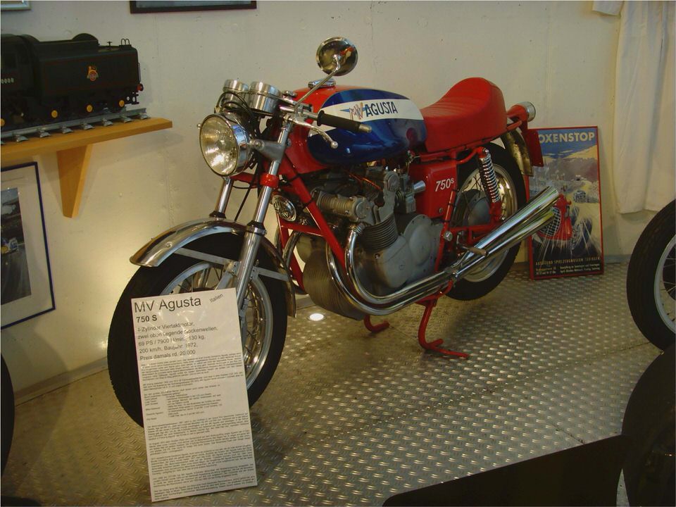 MV Agusta 750 S MV Agusta 750 S
