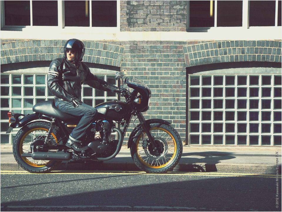 Kawasaki W800 Cafe Style