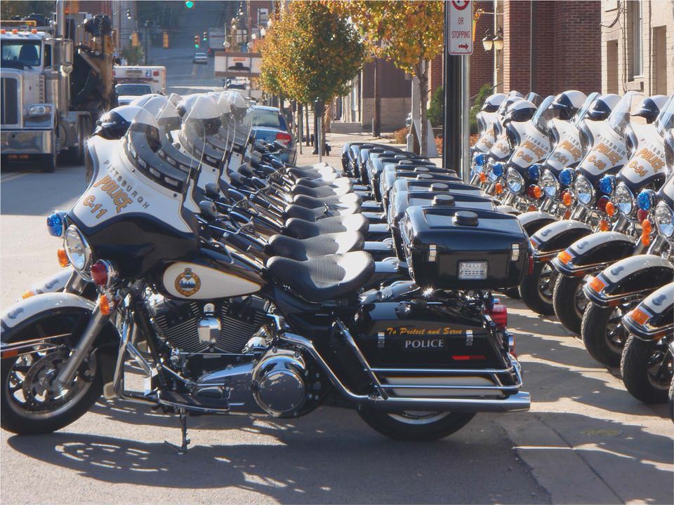Harley-Davidson FLP 1200 Electra Glide Police