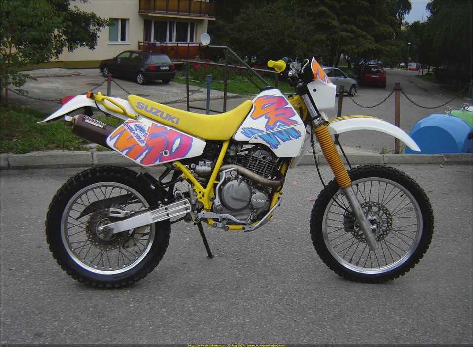 Suzuki DR 350