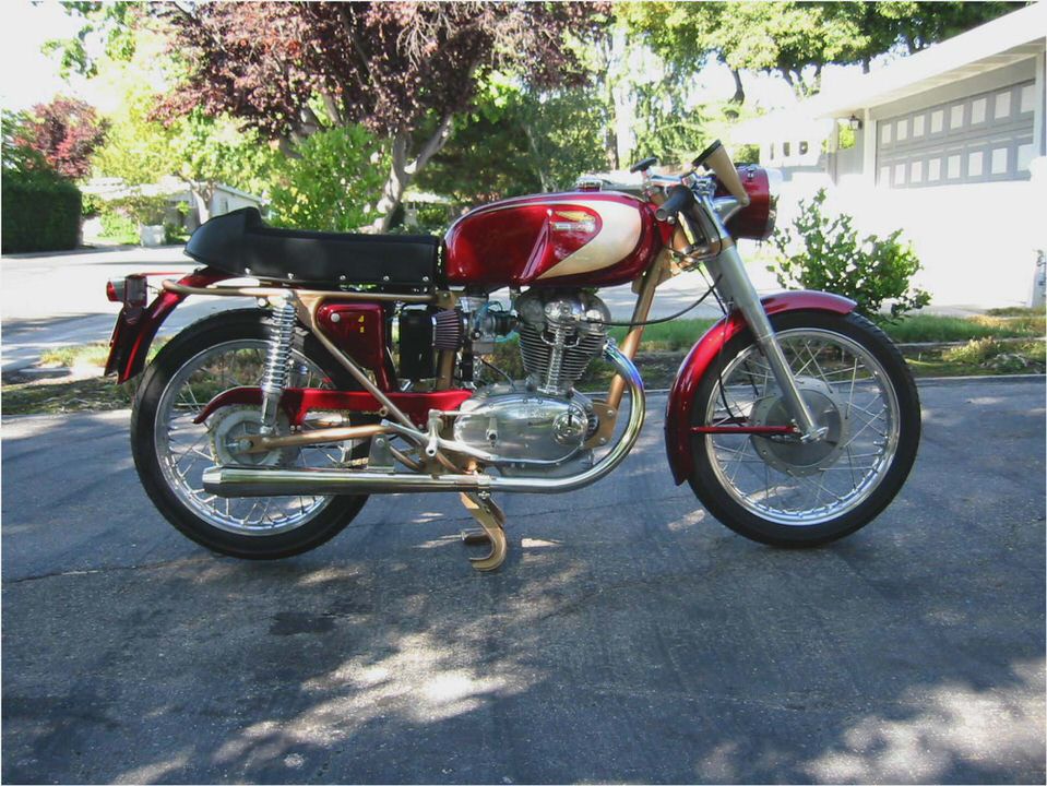 Ducati Mach 1
