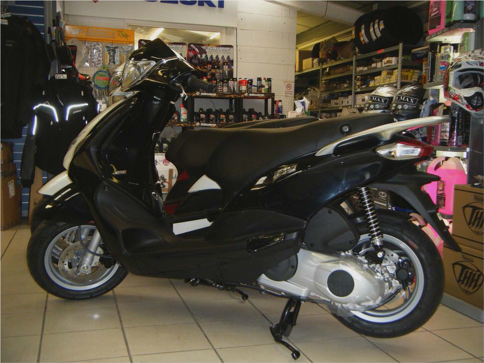 Piaggio Fly 50