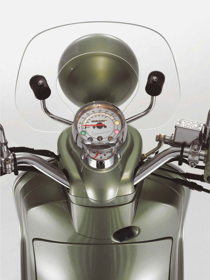 Vespa LXV 125