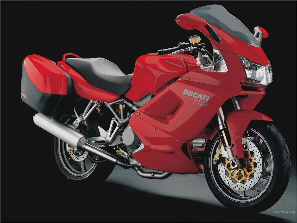 Ducati ST4