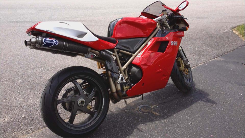 Ducati 996 S