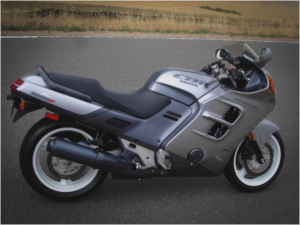 Honda CBR 1000 F