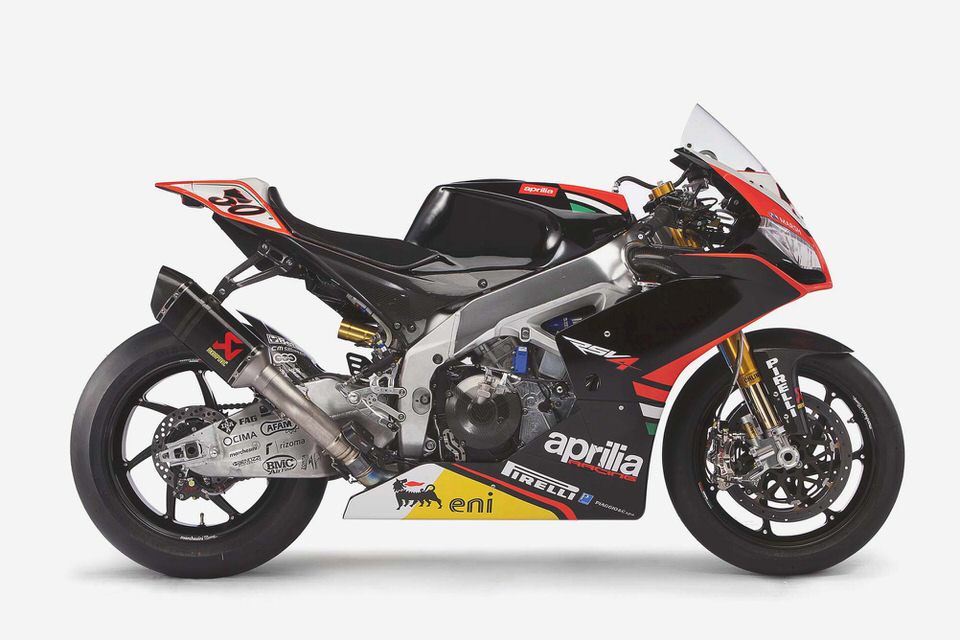 Aprilia RSV4 Factory