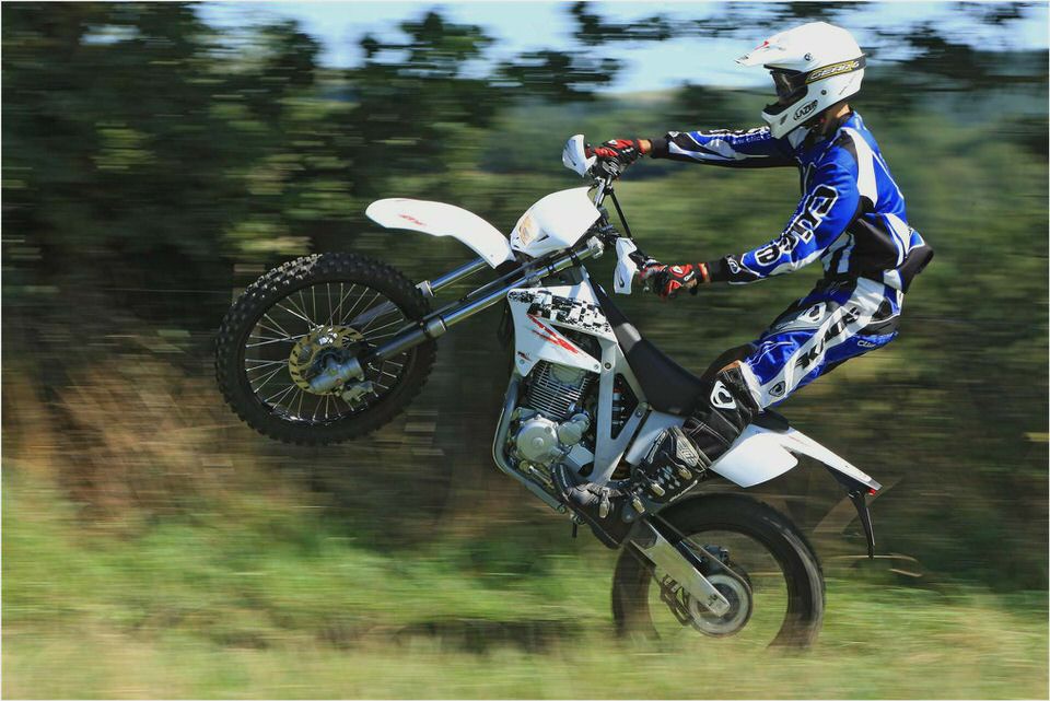 AJP PR4 Enduro AJP PR4 Enduro