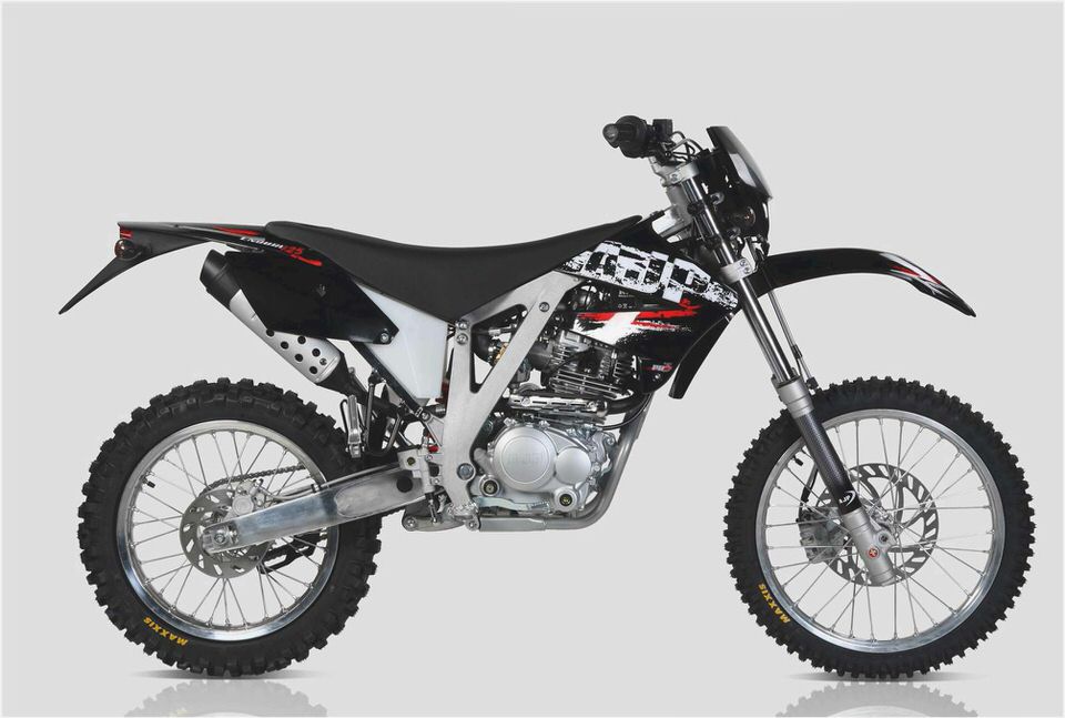 AJP PR4 Enduro AJP PR4 Enduro
