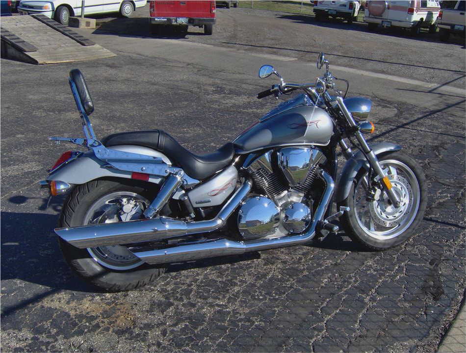 Honda VTX 1300 C Honda VTX 1300 C