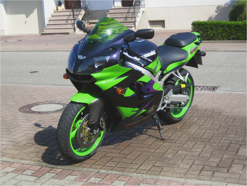 Kawasaki Ninja ZX-9R Kawasaki Ninja ZX-9R
