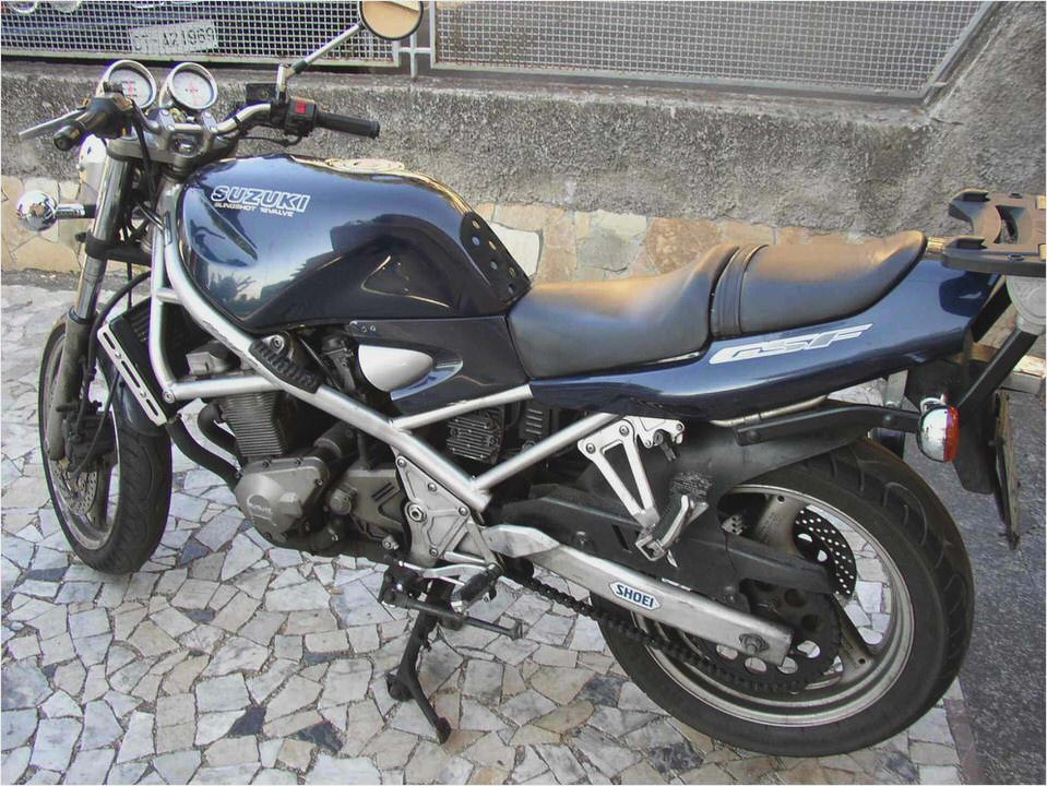 Suzuki GSF 400