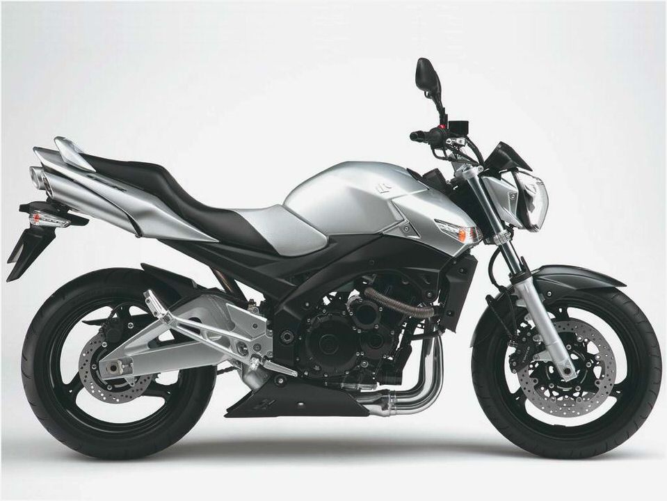 Suzuki GSR 600 ABS Suzuki GSR 600 ABS