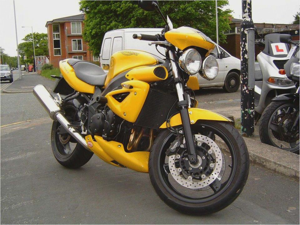 Triumph Speed Four 600