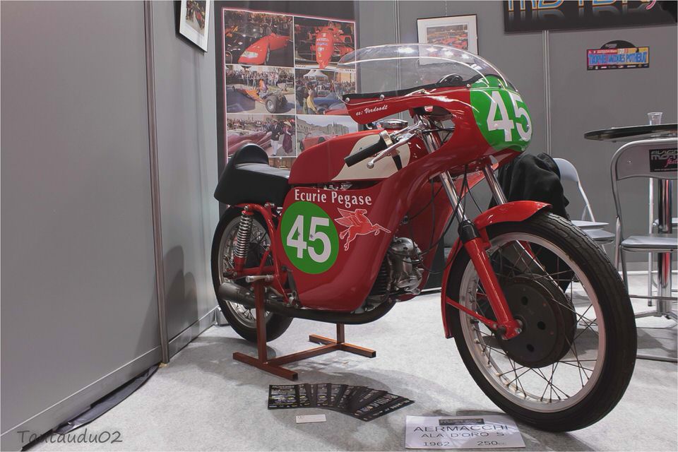 Aermacchi 250 Ala d'Oro Aermacchi 250 Ala d'Oro