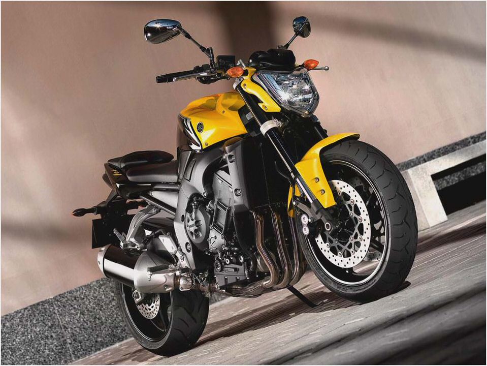 Yamaha FZ 1S