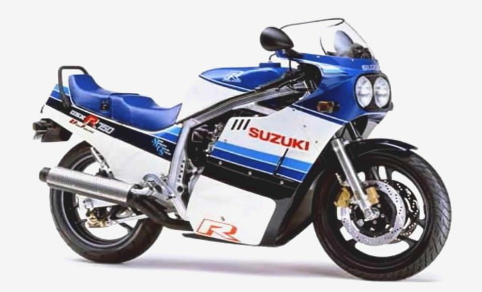 Suzuki GSX 750 S