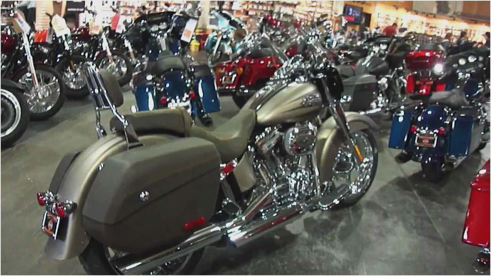 Harley-Davidson FLSTSE3 CVO Softail Convertible