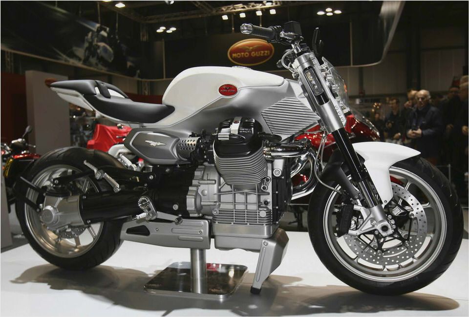 Moto Guzzi V12 LM Concept
