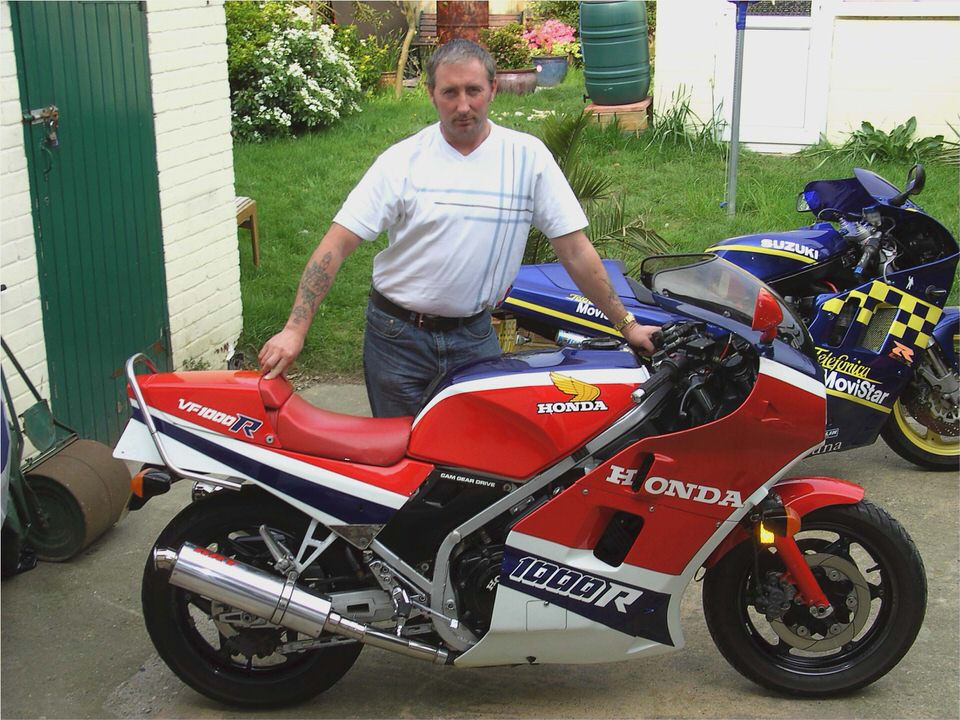 Honda VF 1000 R Honda VF 1000 R