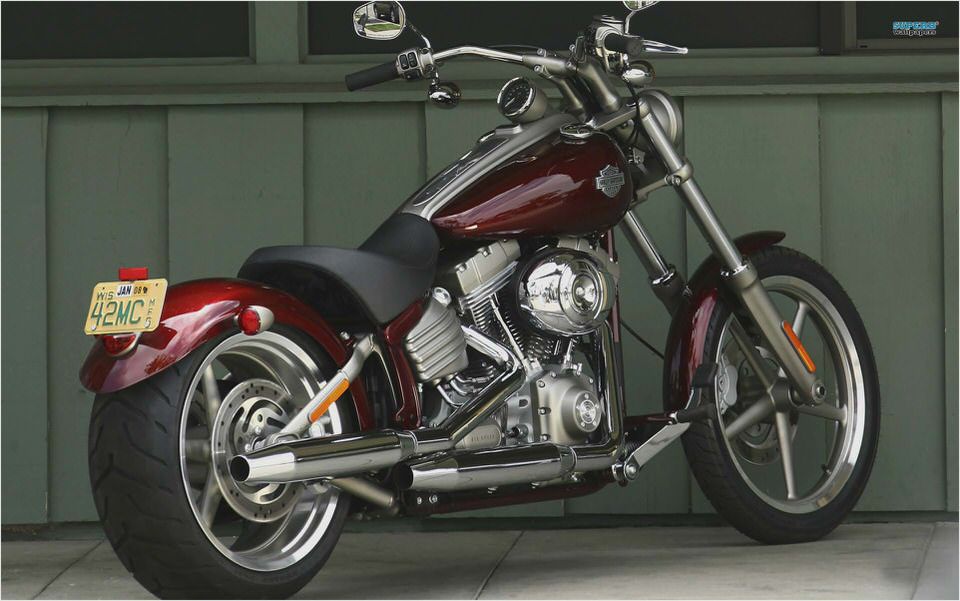 Harley-Davidson FXCW Rocker Classic