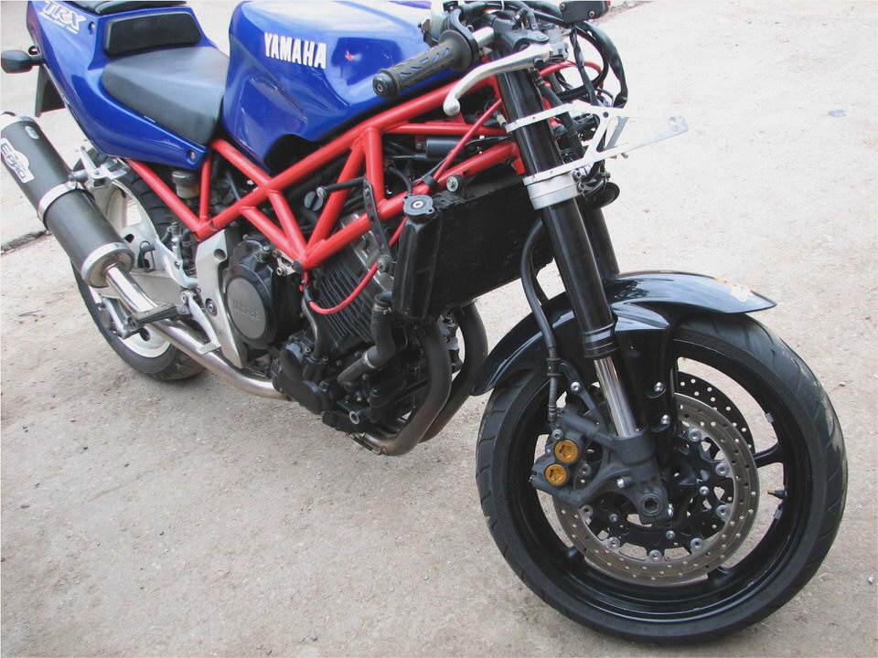 Yamaha TRX 850 Yamaha TRX 850